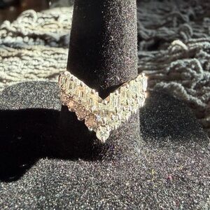 Platinum 1.00 CTW Diamond Chevron Ring